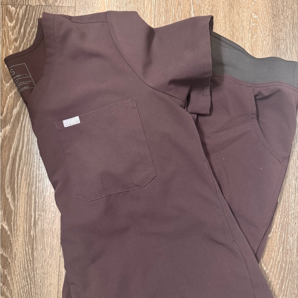 Figs Dark Brown Scrub Set Top Large and Bottom Large Tall